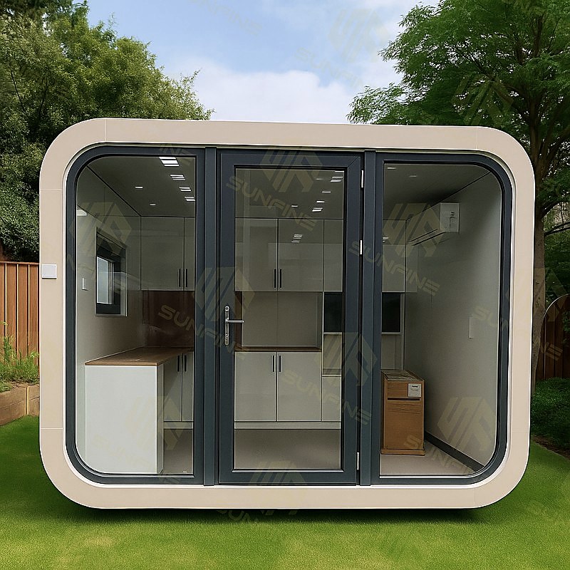 Apple Cabin oficina con amenities